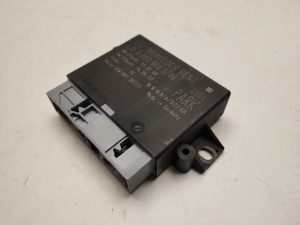 Mercedes Benz E-Class W212 (2009–2015) Parking system control unit A0009003706 - 5