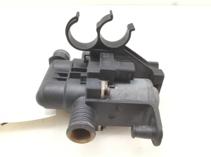 BMW X5 E53 (1999–2006) Wasserregelventil Heizung 8374995 - 3