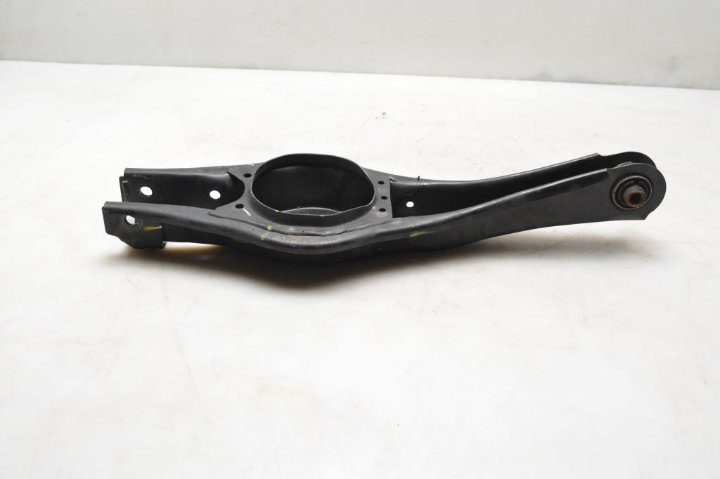 Kia XCEED I (2019–2026) Rear control arm 55210CRAA0 Kia XCEED I (2019–2026) Rear control arm 55210CRAA0