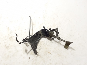 Front fender bracket - 9Y0821137A