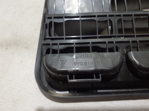Porsche Cayenne (92A) (2017–2026) Rear fender vent grille 9Y0819181 - 2