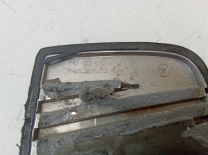 Seat Alhambra (1996–2010) Emblem 7M7853630 - 3