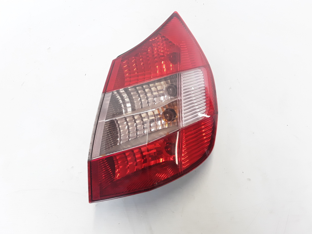 RENAULT Scenic 1 generation (1996-2003) Rear Right Taillight Lamp 8200127702 21091508