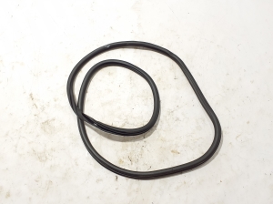 Rear side door seal on the door - 9Y0833721C