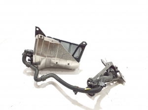 Porsche Cayenne (92A) (2017–2026) Charcoal canister 4M0201801A - 4