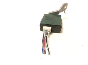 TOYOTA Yaris (2011–2020) Central locking control unit 8597052050 - 2
