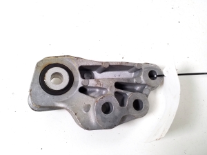 Mazda 3 IV (2019–2026) Engine bracket BDGF39010 - 2