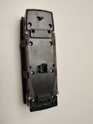 Mercedes Benz E-Class W212 (2009–2015) Fensterheberschalter vorne A2129056100 - 3