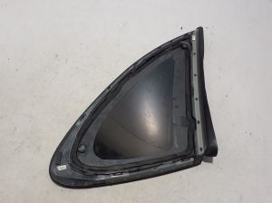 Porsche Cayenne (92A) (2017–2026) Rear quarter glass 9Y0845317CE - 3