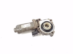   Moteur de boîte de transfert  - 7566250 