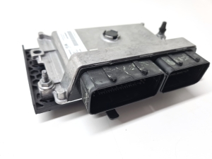 Opel Corsa F (2019–2026) Engine control unit 9853988280 - 2