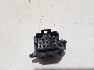 Porsche Cayenne (92A) (2017–2026) Relejs 3F0959772 - 2