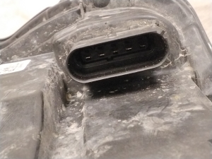 VOLVO V60 (2018–2026) Esituli 32314148 - 4