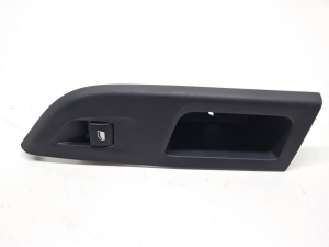 Rear side door window switch - 9830250680