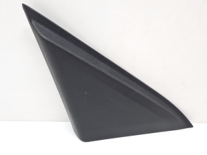 Mirror triangle trim - 9830111380