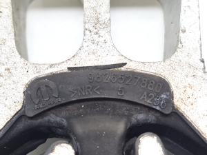 Opel Corsa F (2019–2026) Engine mount 9826527880 - 3