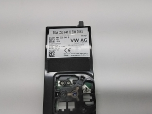 Volkswagen ID.3 C (2019–2026) Antenna amplifier 1EA035741C - 2