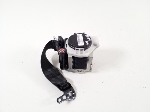 Tagumine turvavöö - 5LG857805