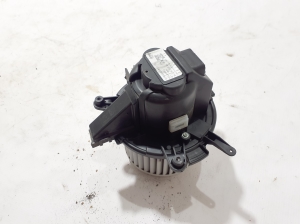 TOYOTA ProAce (2016–2026) Salongi puhuri mootor SU001A5479 - 2