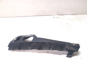 Ford Focus (2004–2011) Front bumper bracket 4M5117E857AC - 2