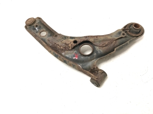 TOYOTA Yaris (2011–2020) Querlenker vorne - 3