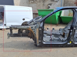 Front outrigger - 9Y0805151AY