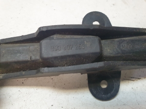AUDI 80 [B4] (1986–1991) Support de pare-chocs avant 8938072534 - 3