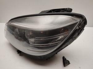 Mercedes Benz C-Class 204 (2007–2014) Esituli A2048208161 - 4