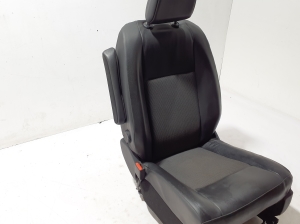 TOYOTA ProAce (2016–2026) Vordersitz und seine Teile - 4