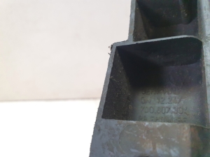 Volkswagen Transporter T4 (1990–2003) Rear bumper bracket 7D0807394 - 2