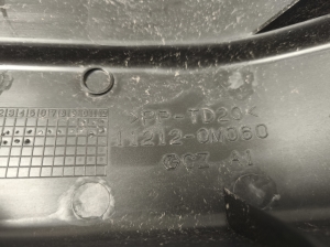 TOYOTA Yaris (2011–2020) Engine cover 112120M060 - 3