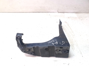 AUDI A4 B7 (2004–2008) Front fender bracket 8E0821138B - 2