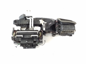   Heizung und ihre Teile  - 8T1820005R 