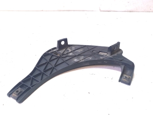 AUDI A4 B6 (2000–2005) Esitule kinnitus - 3