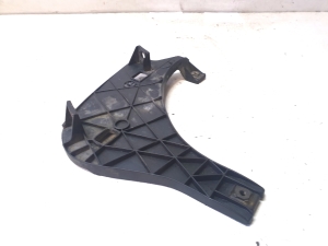 AUDI A4 B6 (2000–2005) Esitule kinnitus - 4