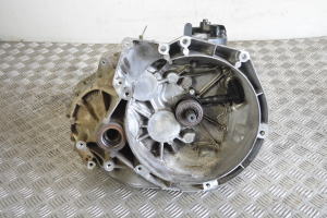 Ford Focus (2011–2018) Getriebe AV6R7002KH