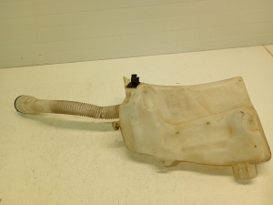 Front windshield washer reservoir and its parts - 9671317080