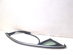 Kia Sorento (2014–2026) Glace de custode de porte avant 82210P2000 - 4