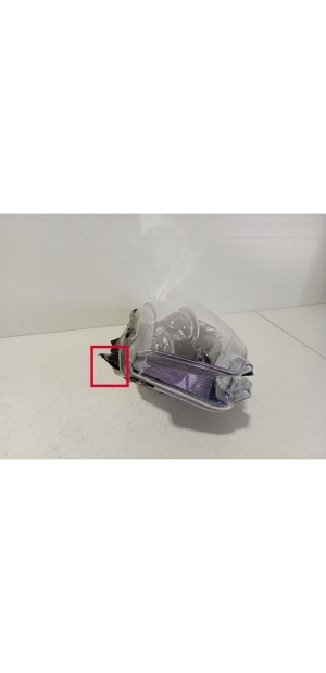 Citroen DS5 (2011–2019) Headlight and its parts 9800222280 - 9