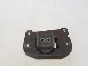   Gearbox bracket  - SU001A3593 