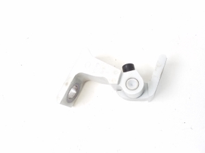   Charnière supérieure de porte avant  - 4G0831402D 