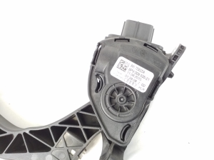 Porsche Macan (2014–2026) Gaspedal 8K1723523A - 3