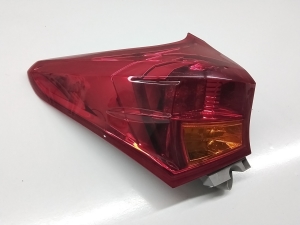TOYOTA Auris E18 (2012–2018) Rear corner light 8156102710 - 4