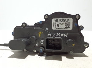 Ford Mustang Mach-E Mach-E (2020–2026) Esiukse lukk LJ8BR219A64CH - 2