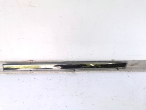 Rear side door molding - A2047300380
