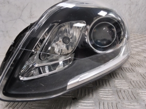 VOLVO XC60 (2008–2017) Headlight 31420257 - 2