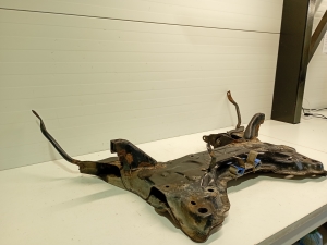Citroen DS5 (2011–2019) Front subframe 9677714880 - 2