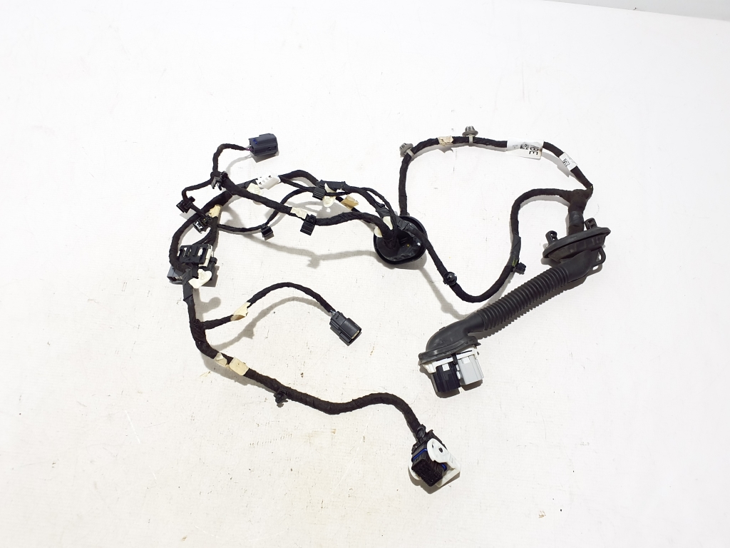 Ford Mustang Mach-E Mach-E (2020–2026) Juhtmestik LJ8T14633NBE Ford Mustang Mach-E Mach-E (2020–2026) Juhtmestik LJ8T14633NBE