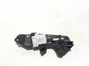 Ford Mustang Mach-E Mach-E (2020–2026) Serrure de capot LJ8A16D669AD - 2