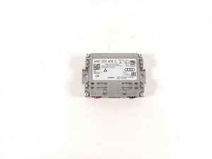 Antenas pastiprinātājs - 4N0035456D